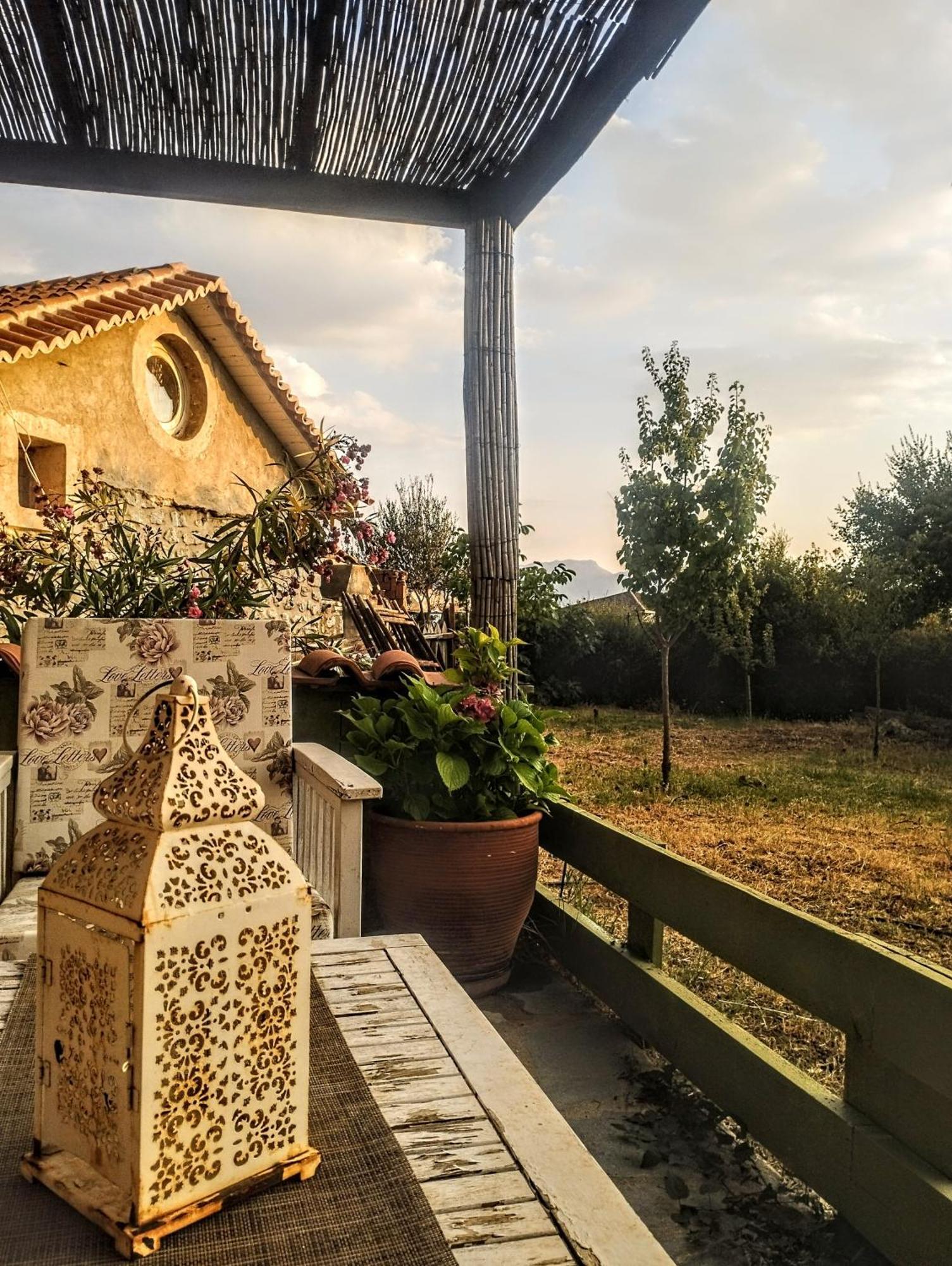 Sofias Cottage Ellinikón エクステリア 写真